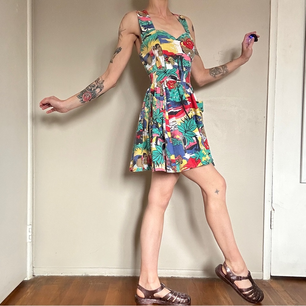 Gauguin Sun Dress - Picture 3 of 12